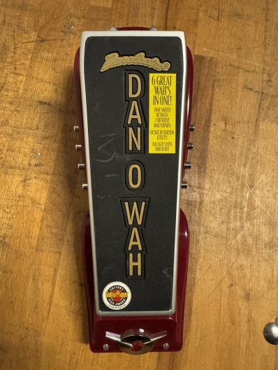 Danelectro Dan-O-Wah,