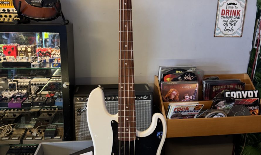 Squier Precision PJ Bass 2016