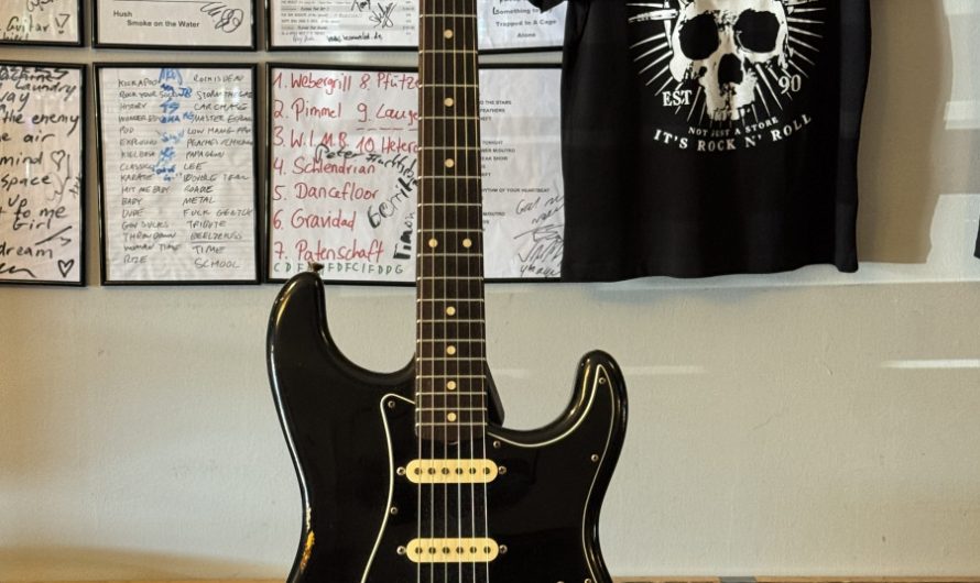 Fender Dual Mag Custom Shop Strat, first edition