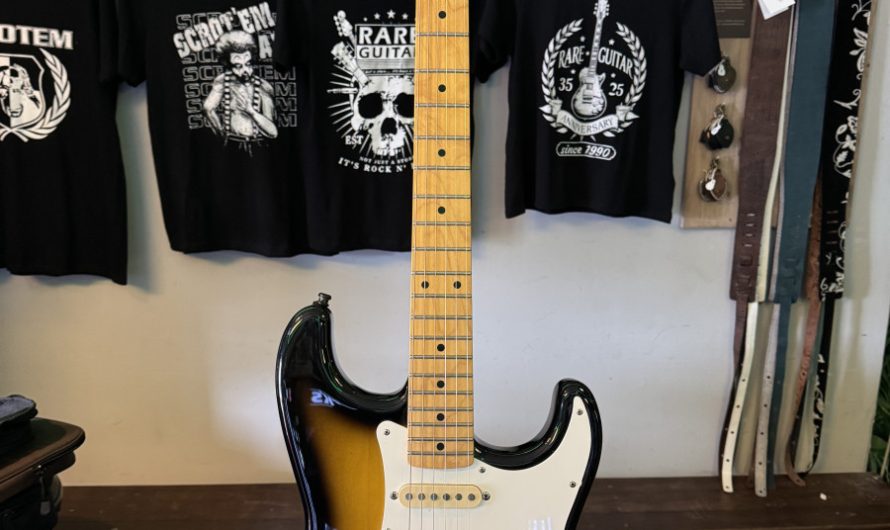 Fender JV modified HSS Strat